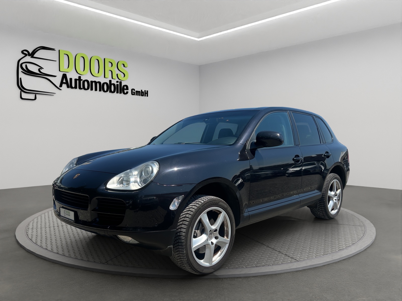 PORSCHE Cayenne S-showroom-element-2