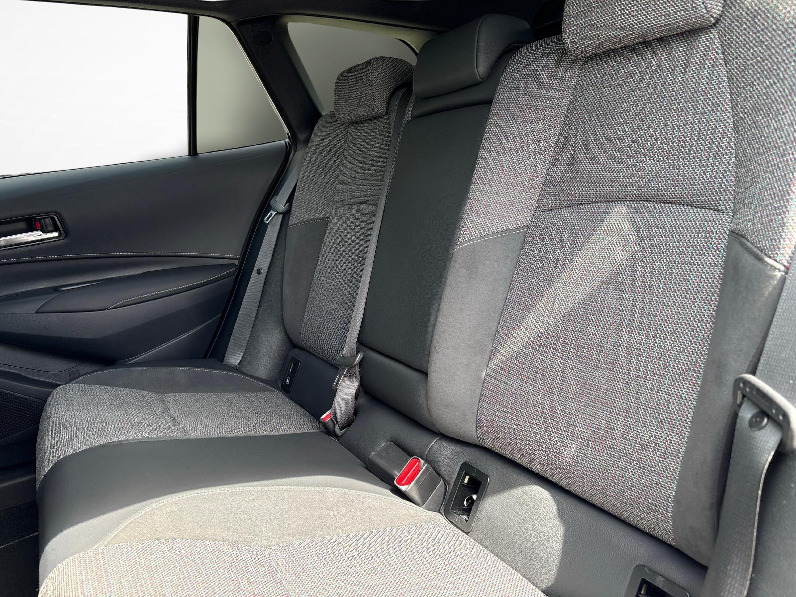 TOYOTA Corolla Touring Sports 2.0 HSD Trend-image-10