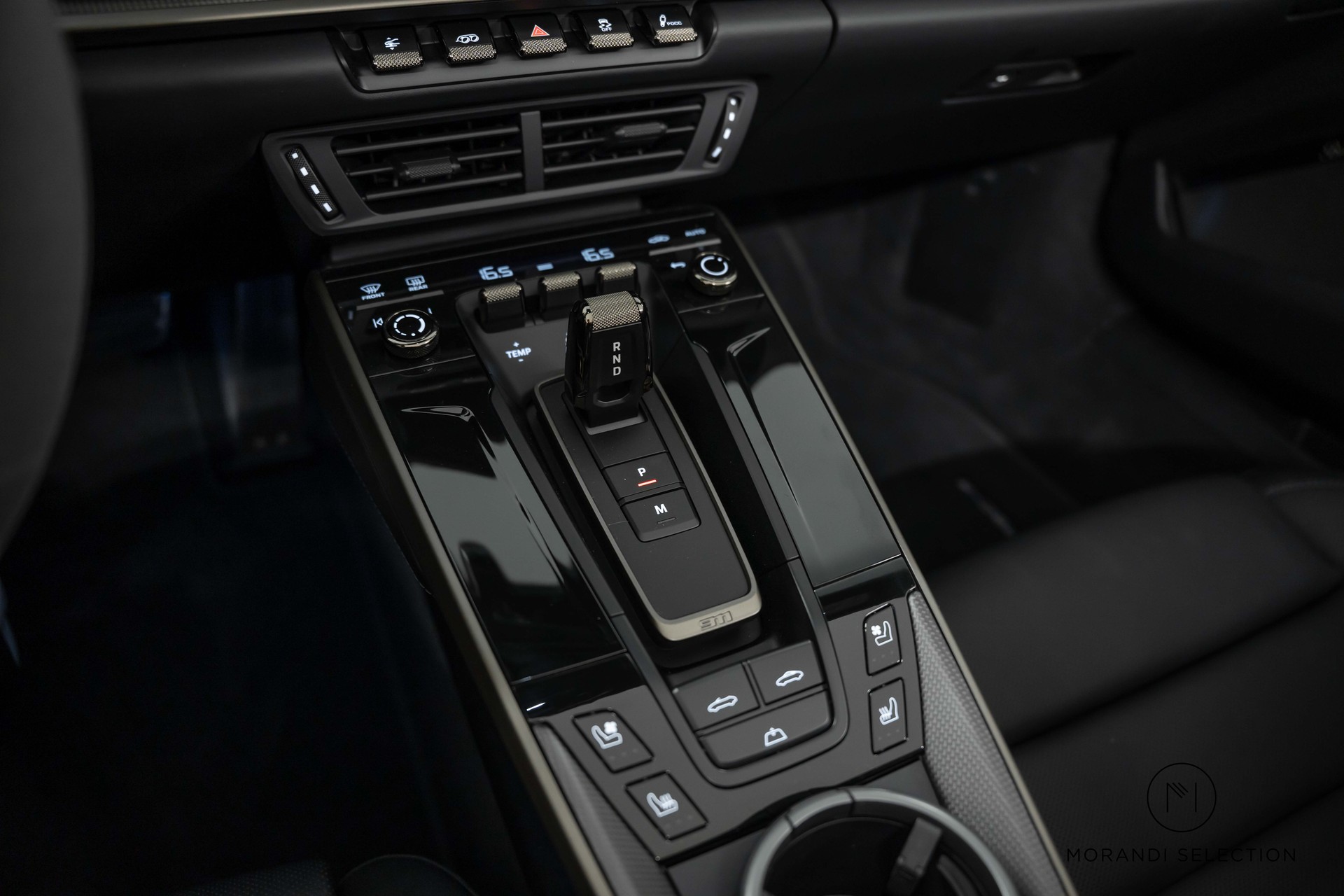 PORSCHE 911 Cabriolet 3.6 Turbo S PDK-image-23