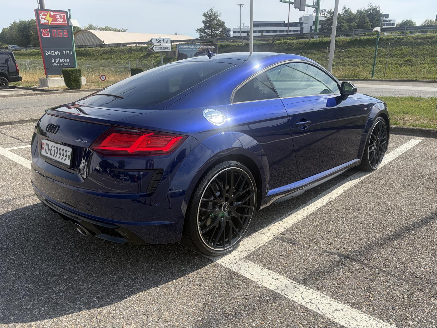 AUDI TT Coupé 45 TFSI quattro S-tronic-image-7