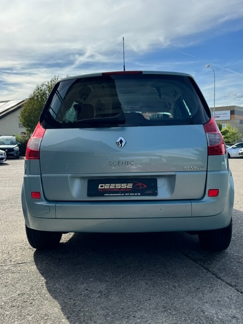 RENAULT Scénic 2.0 16V Dynamique-image-5