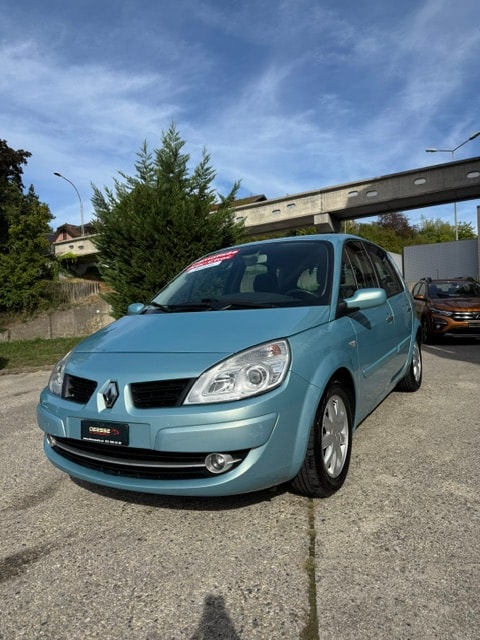 RENAULT Scénic 2.0 16V Dynamique-showroom-element-1