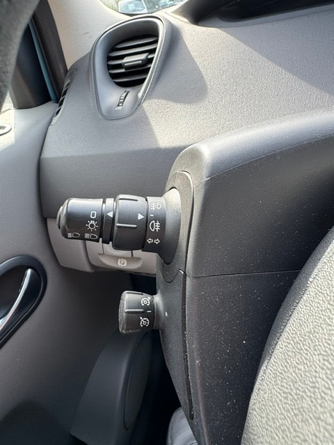 RENAULT Scénic 2.0 16V Dynamique-image-19