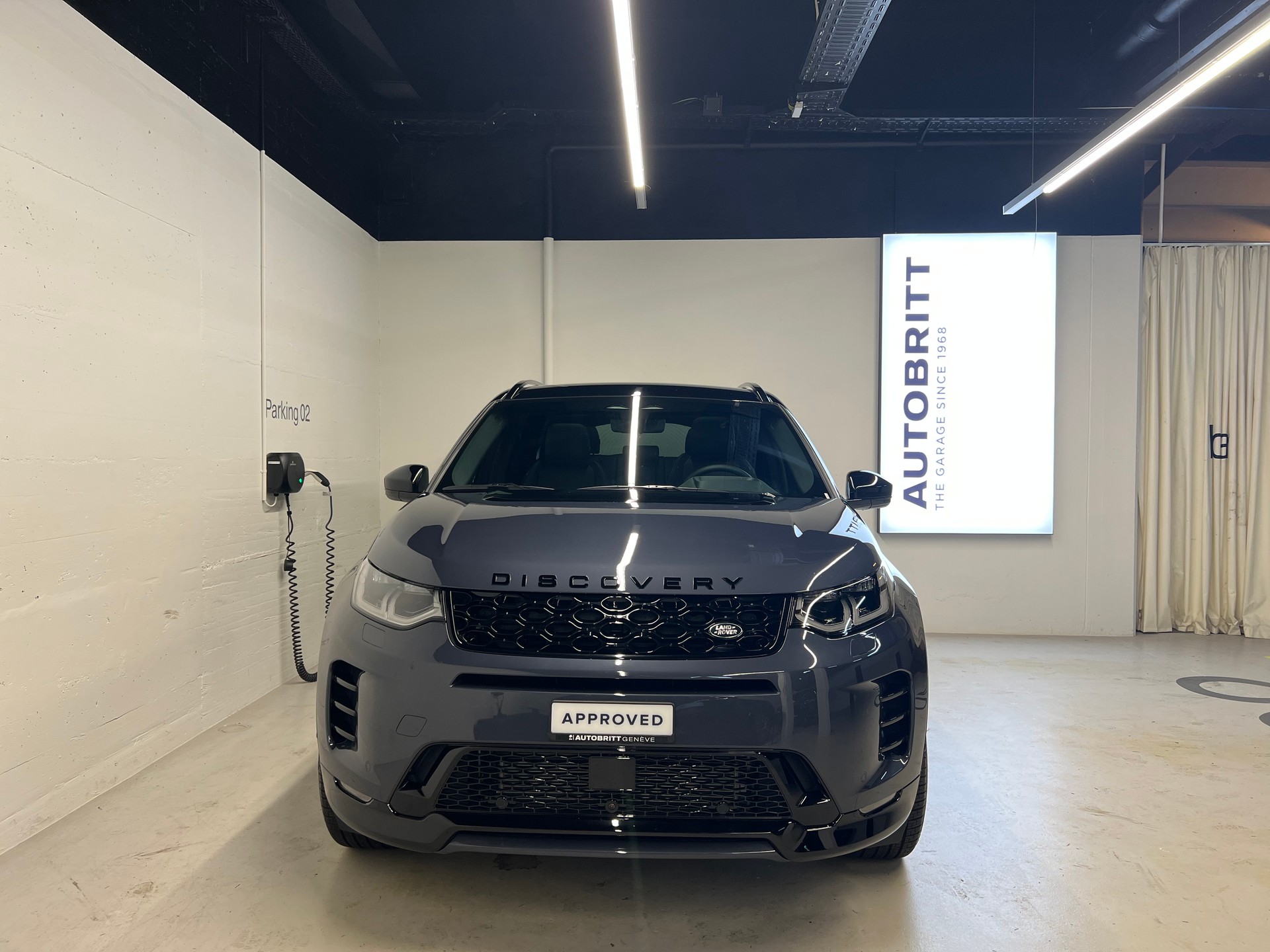 LAND ROVER Discovery Sport 1.5 T 270e Landmark-image-9