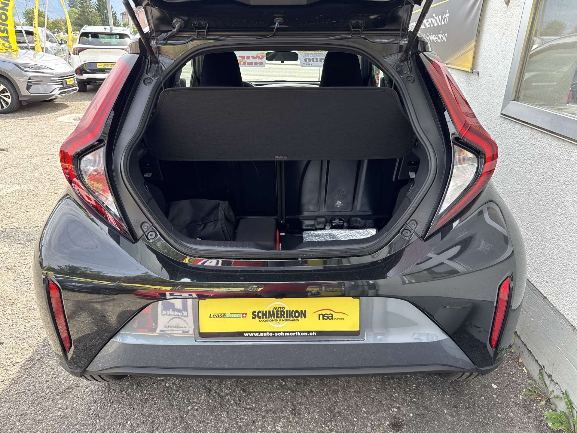 TOYOTA Aygo X 1.0 VVT-i Teamplay CVT-Automat-image-8