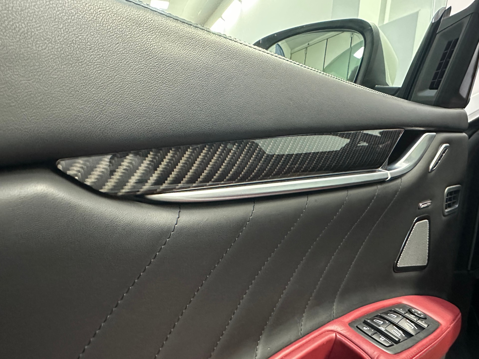 MASERATI Ghibli S Q4 3.0 V6 Automatica-image-19