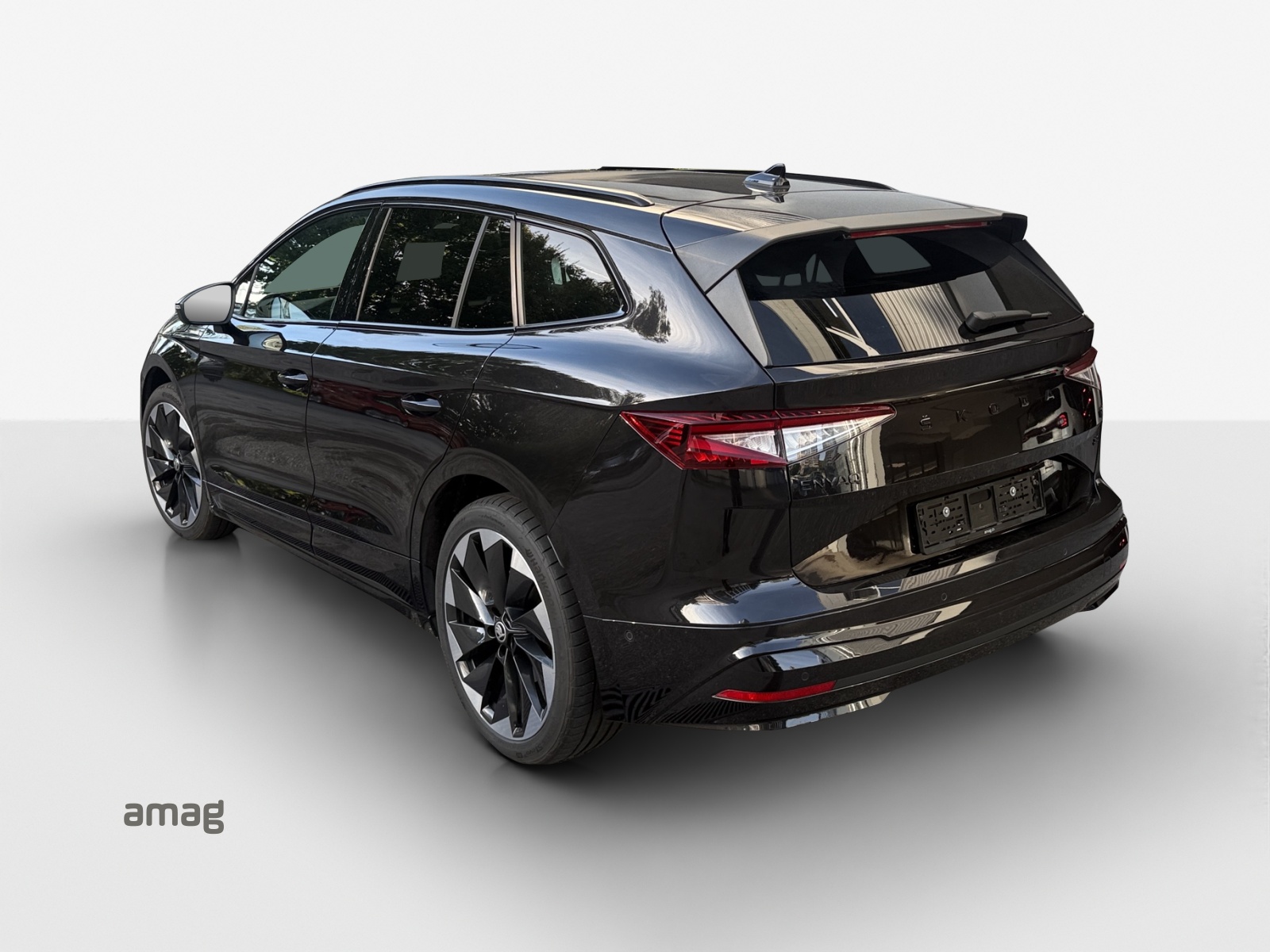 SKODA Enyaq iV 80 SportLine Ultra-showroom-element-2