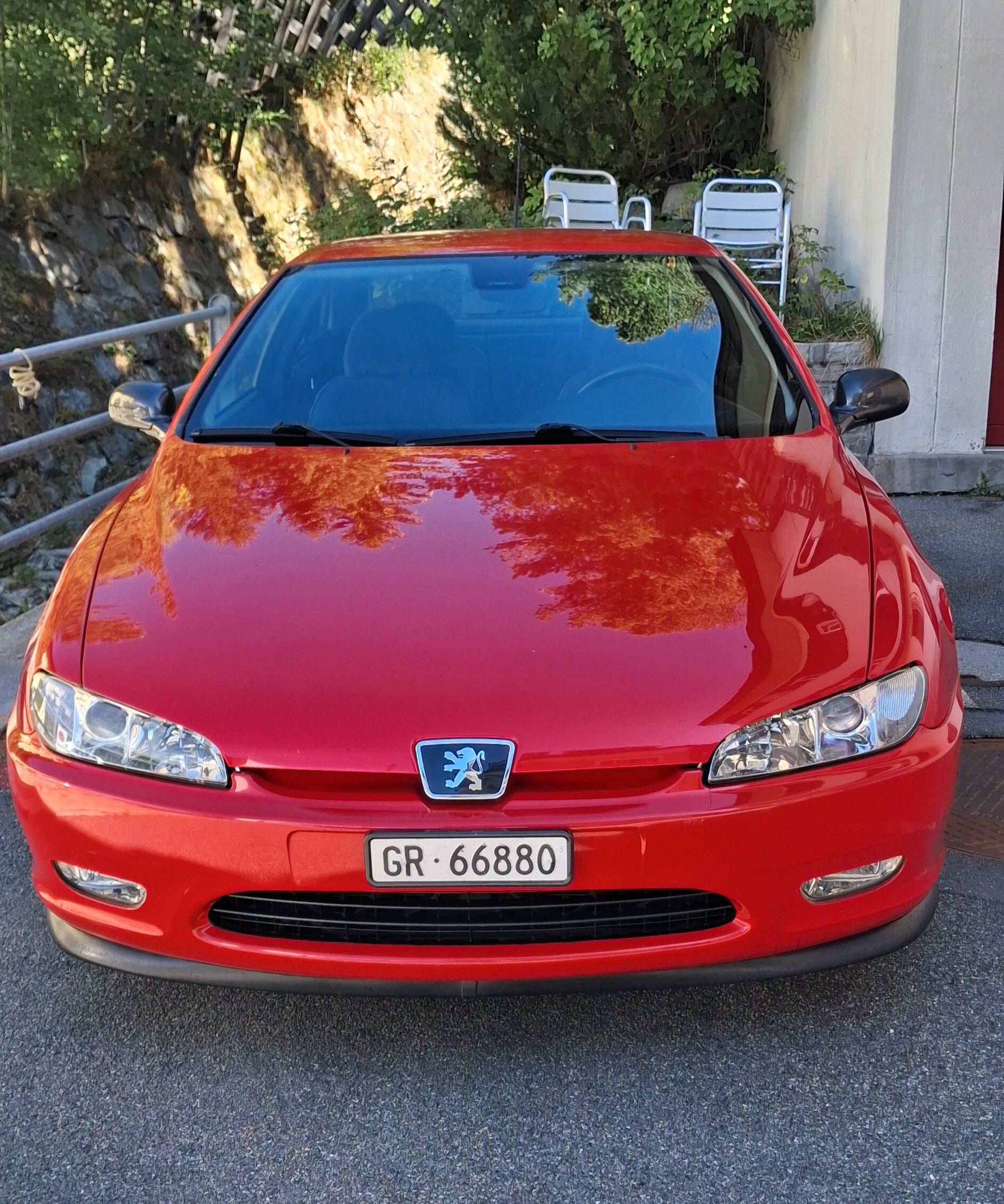 PEUGEOT 406 Coupé V16 Pinafarina Edition-image-3