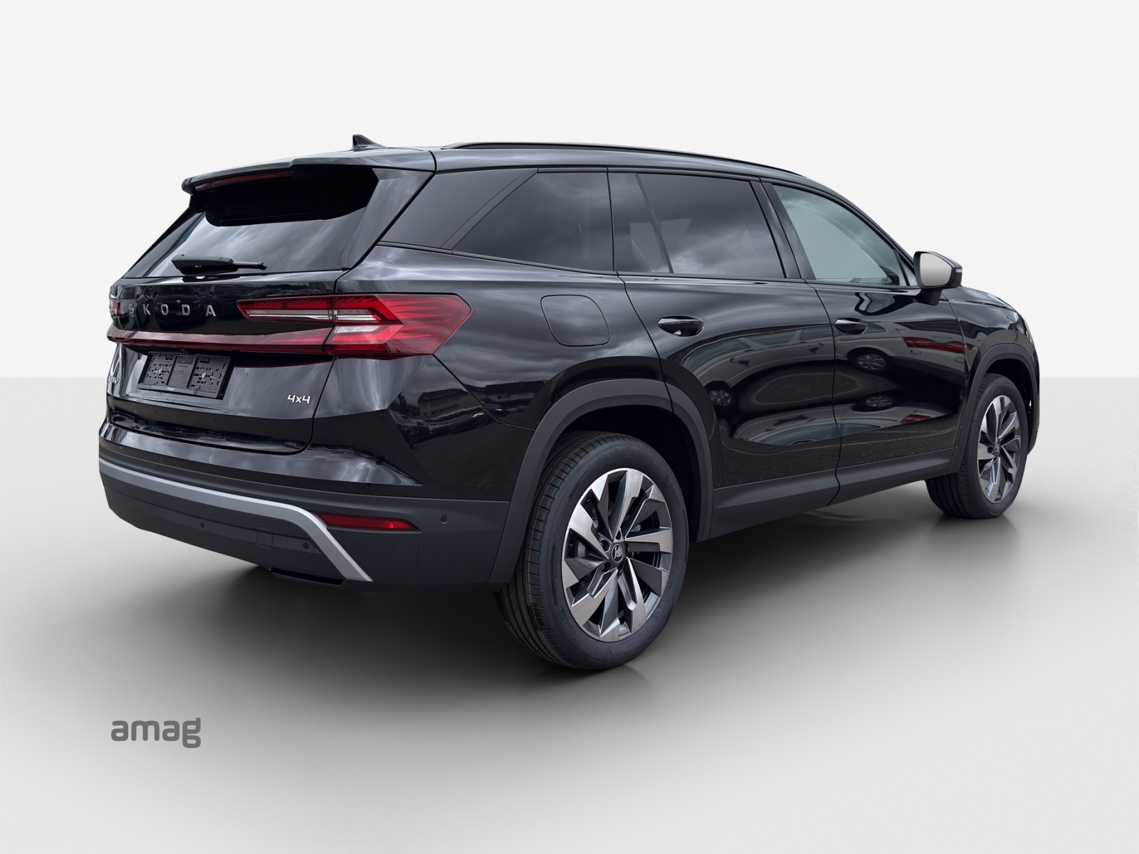SKODA Kodiaq Dynamic 2.0TSI 204PS 7DSG 4x4-image-4