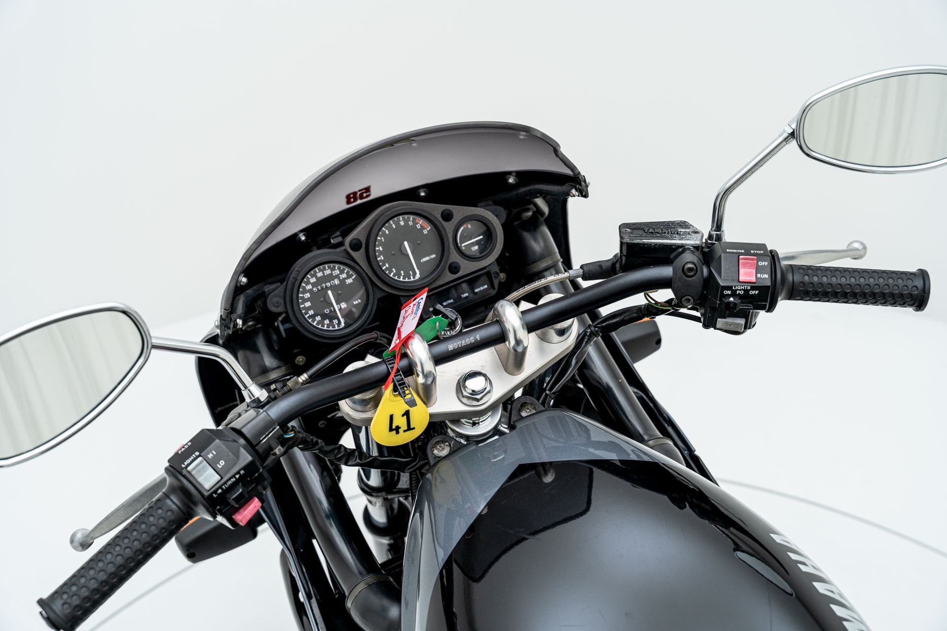 YAMAHA FZR 600-image-7
