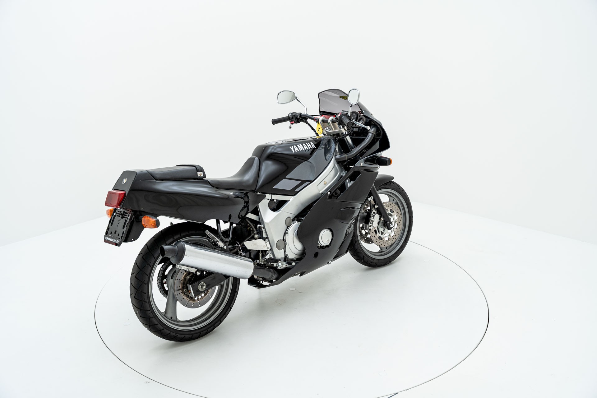YAMAHA FZR 600-image-3