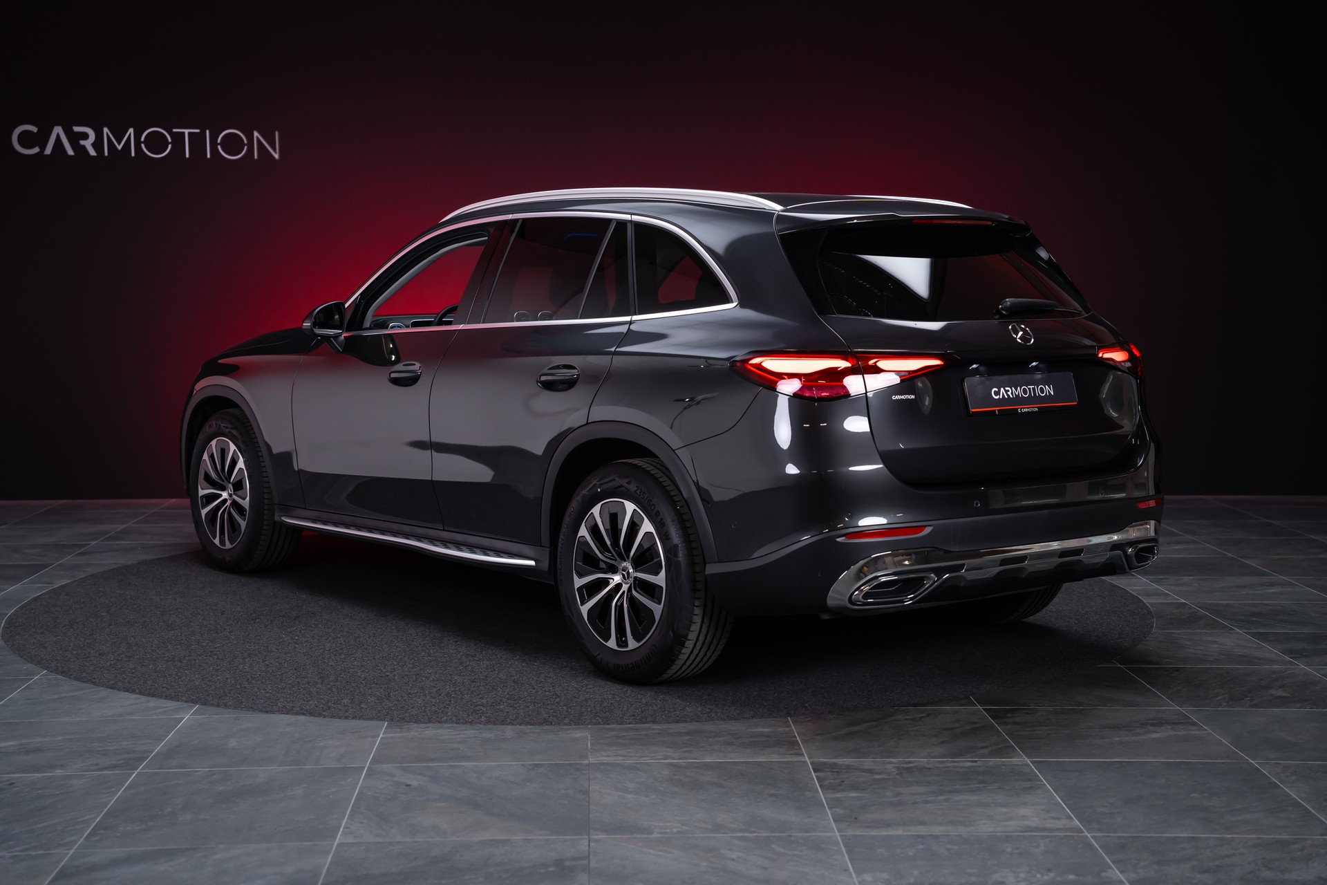 MERCEDES-BENZ GLC 200 Avantgarde 4matic / Rückfahrkamera / el.Sitze / Ambientebeleuchtung-image-9