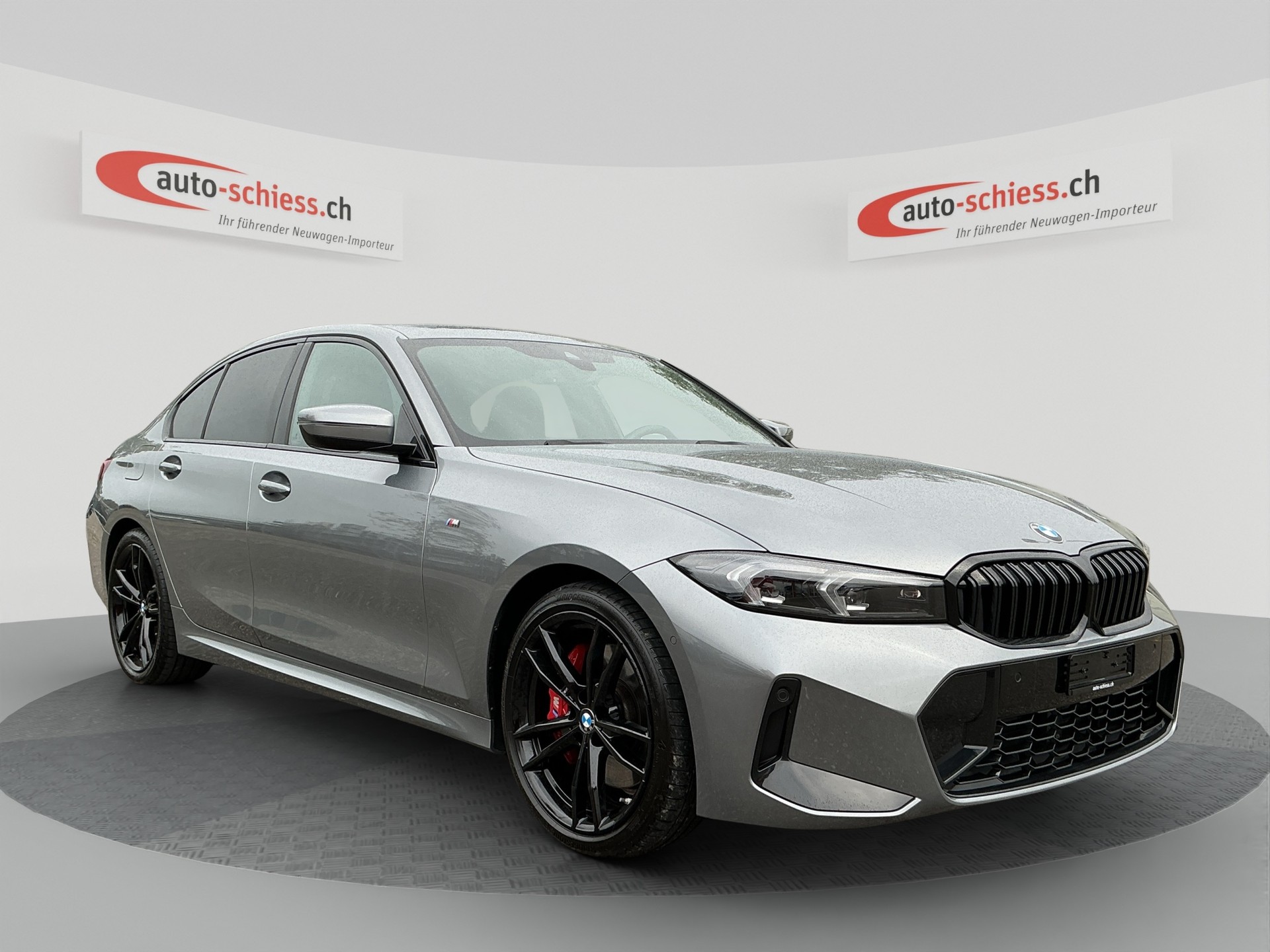 BMW 320 i Limousine M Sport Shadow Line