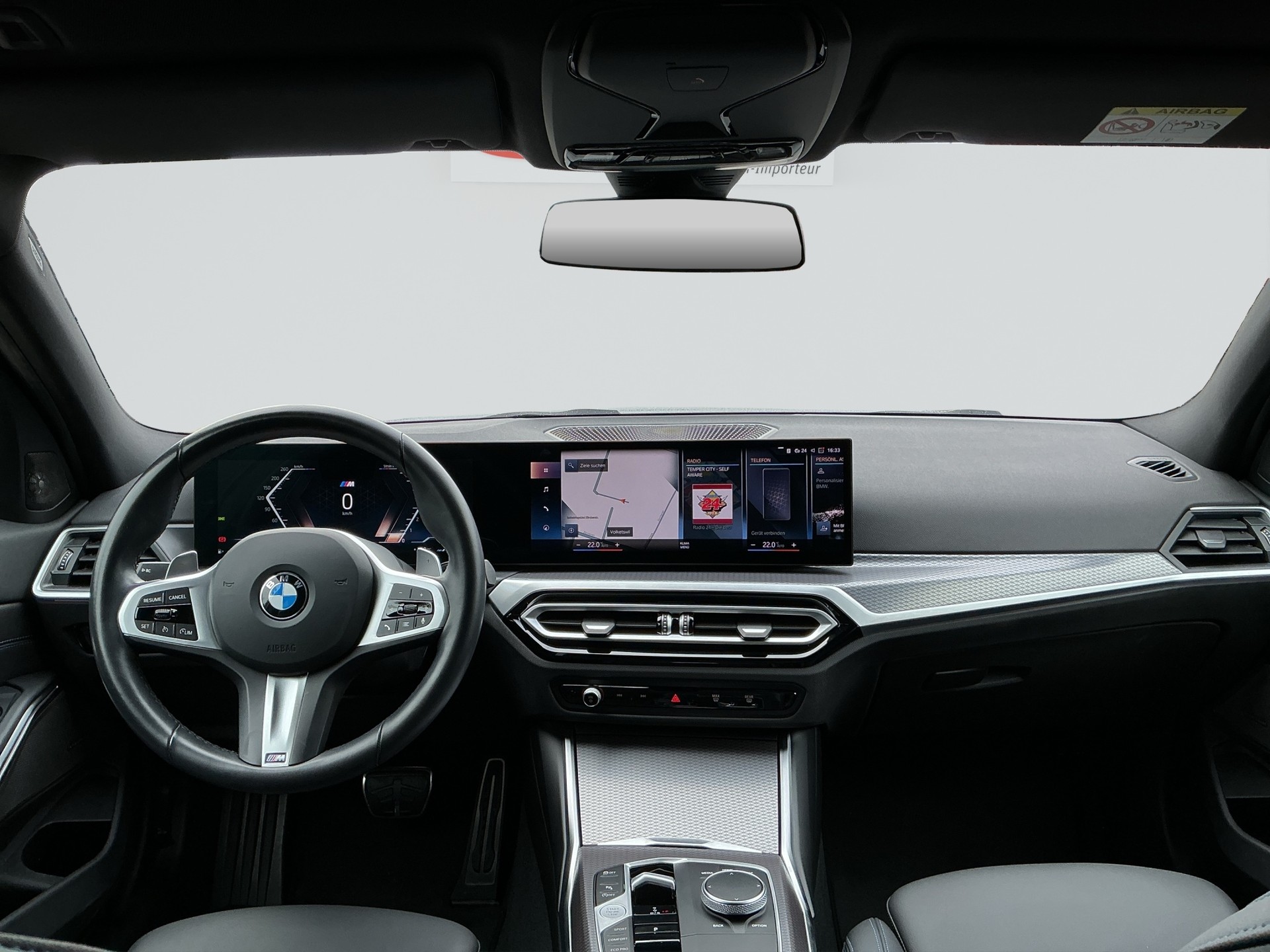 BMW 320 i Limousine M Sport Shadow Line-image-15