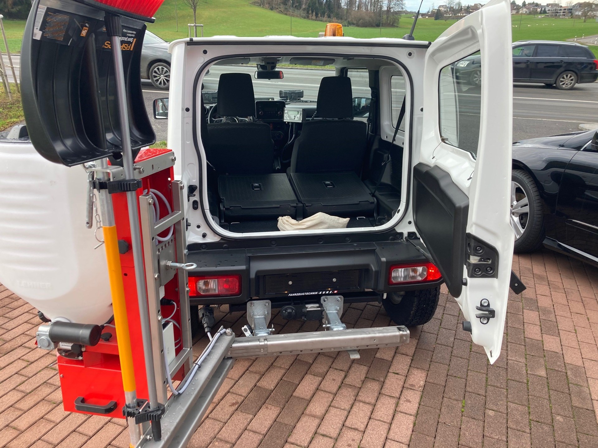 SUZUKI Jimny 1.5 Compact+ 4x4 Schneepflug Winterdienst-image-8