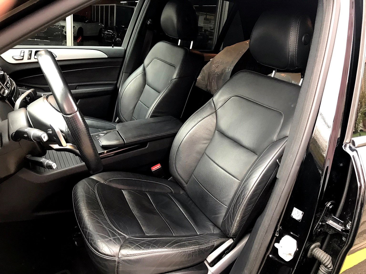 MERCEDES-BENZ GLE 43 AMG Executive 4Matic 9G-Tronic-showroom-element-3