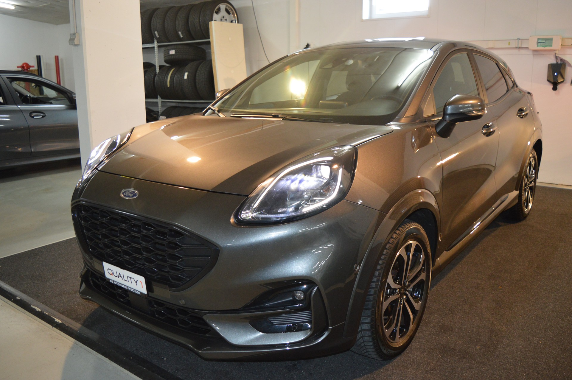 FORD Puma 1.0 MHEV ST-Line Automat-showroom-element-1