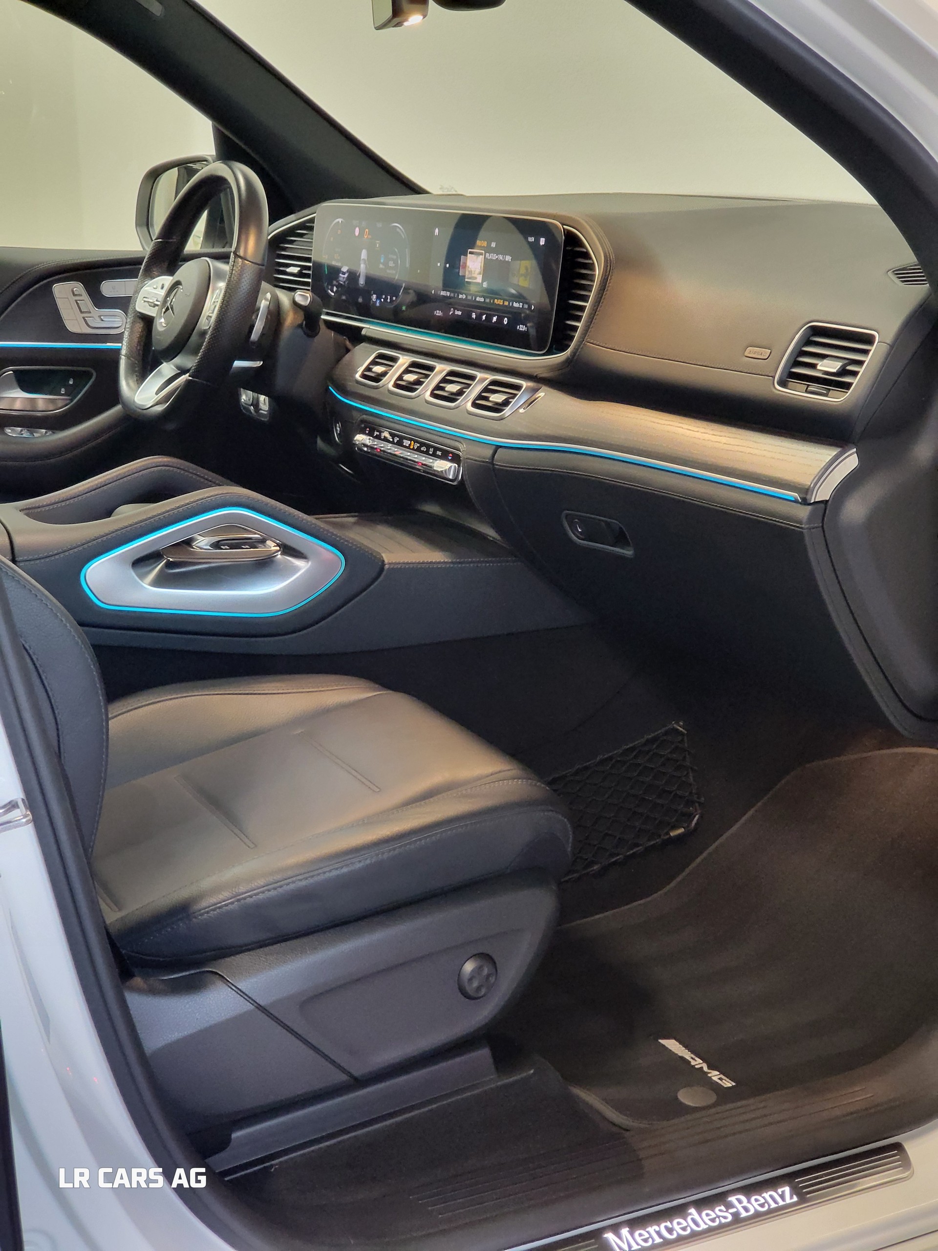 MERCEDES-BENZ GLE 400 d 4Matic AMG Line 9G-Tronic-image-11