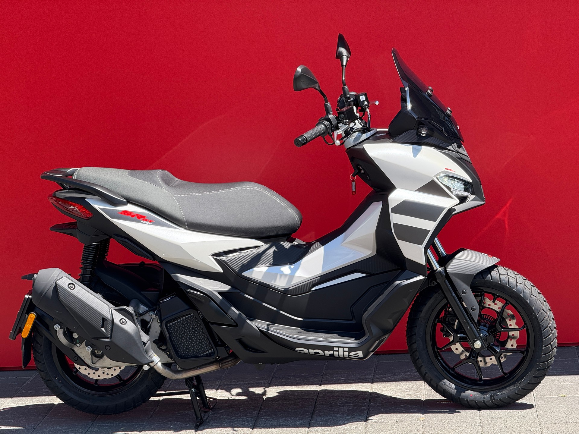 APRILIA SR 200 GT ABS E5+-image-14