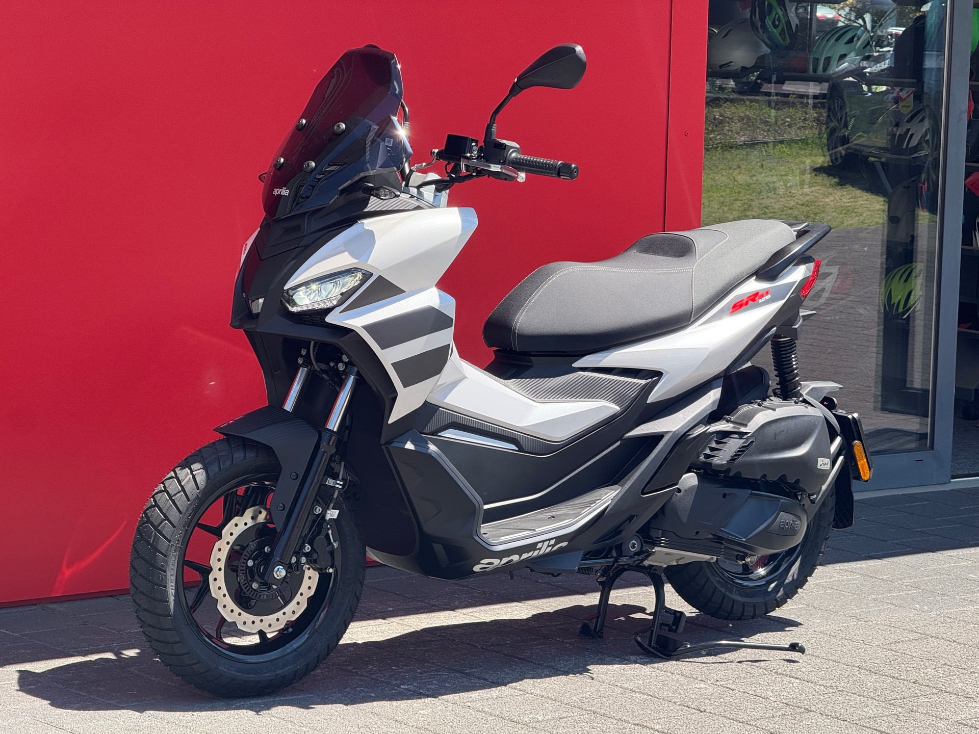 APRILIA SR 200 GT ABS E5+-image-11