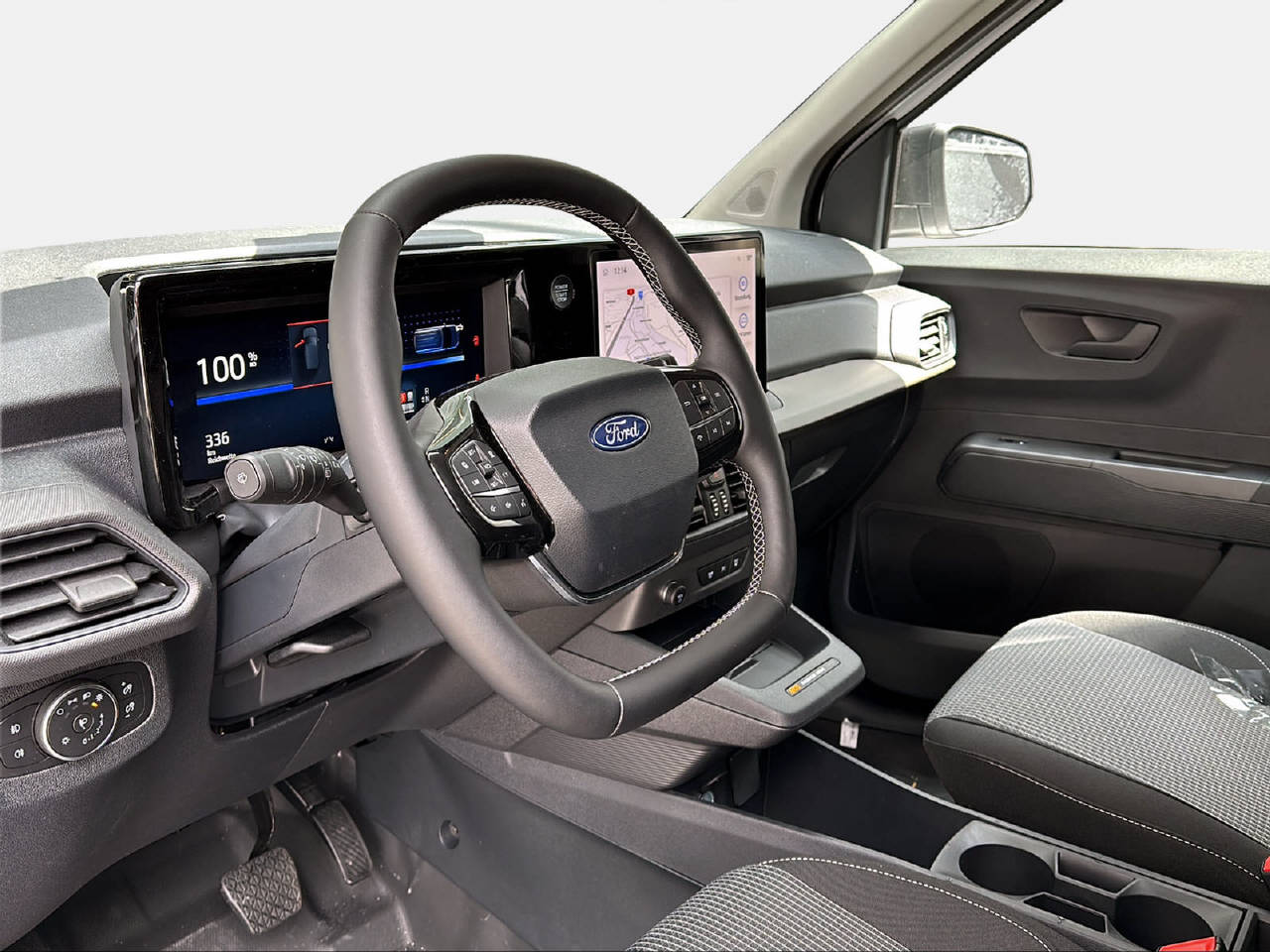 FORD E-Transit Courier Van Trend-image-8