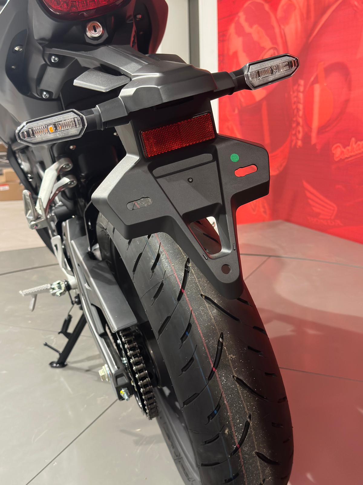 HONDA CB 125 R *Neufahrzeug*-image-9