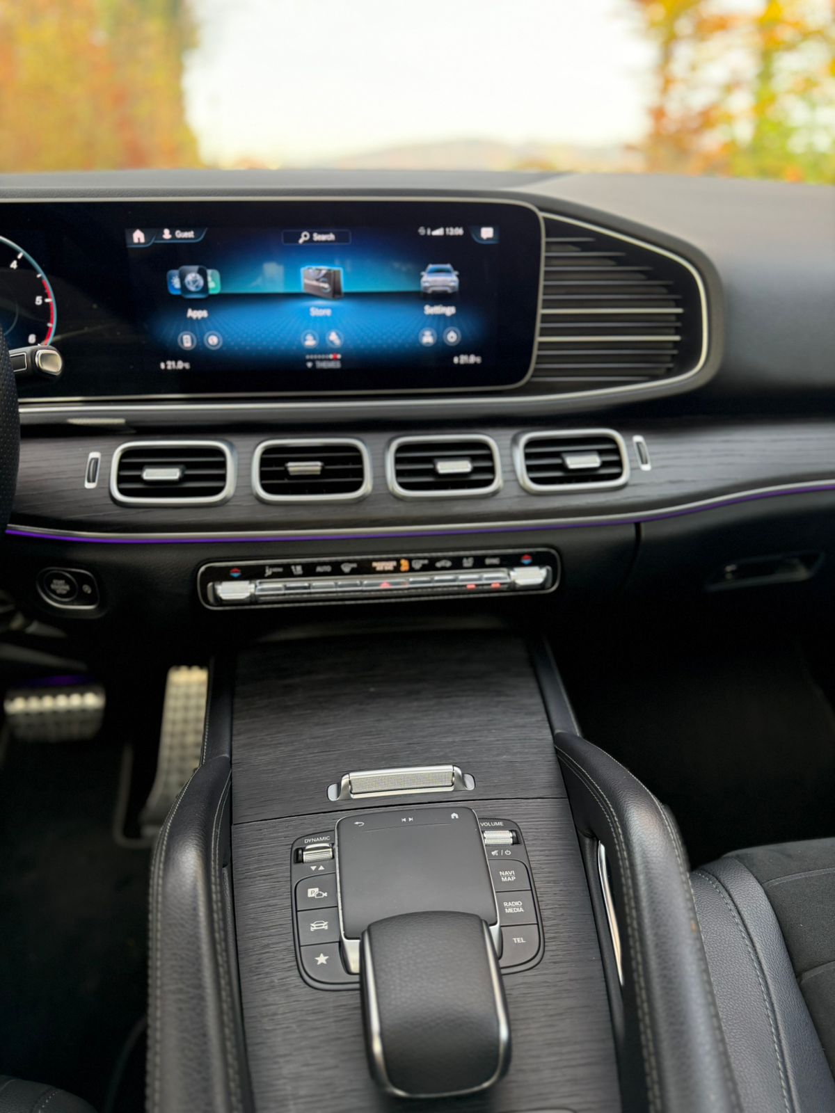 MERCEDES-BENZ AMG Line - 4Matic 400d-image-11