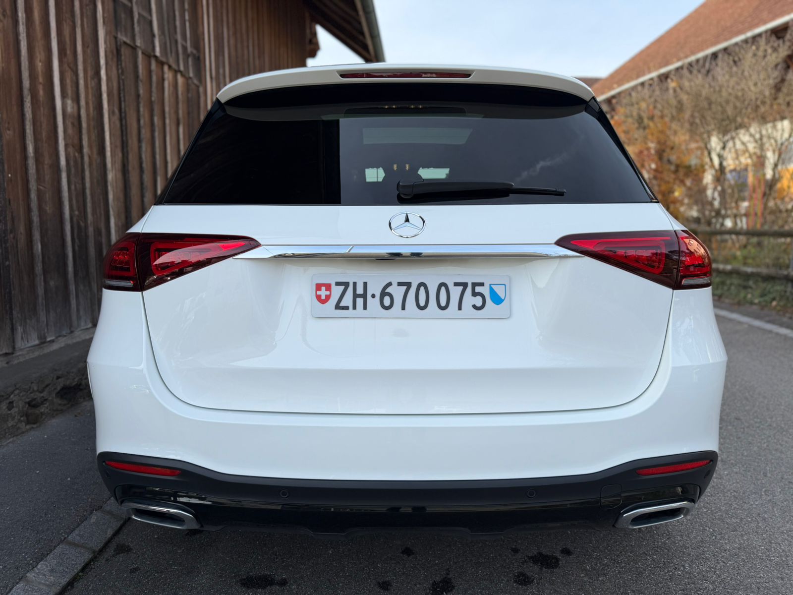 MERCEDES-BENZ AMG Line - 4Matic 400d-image-3