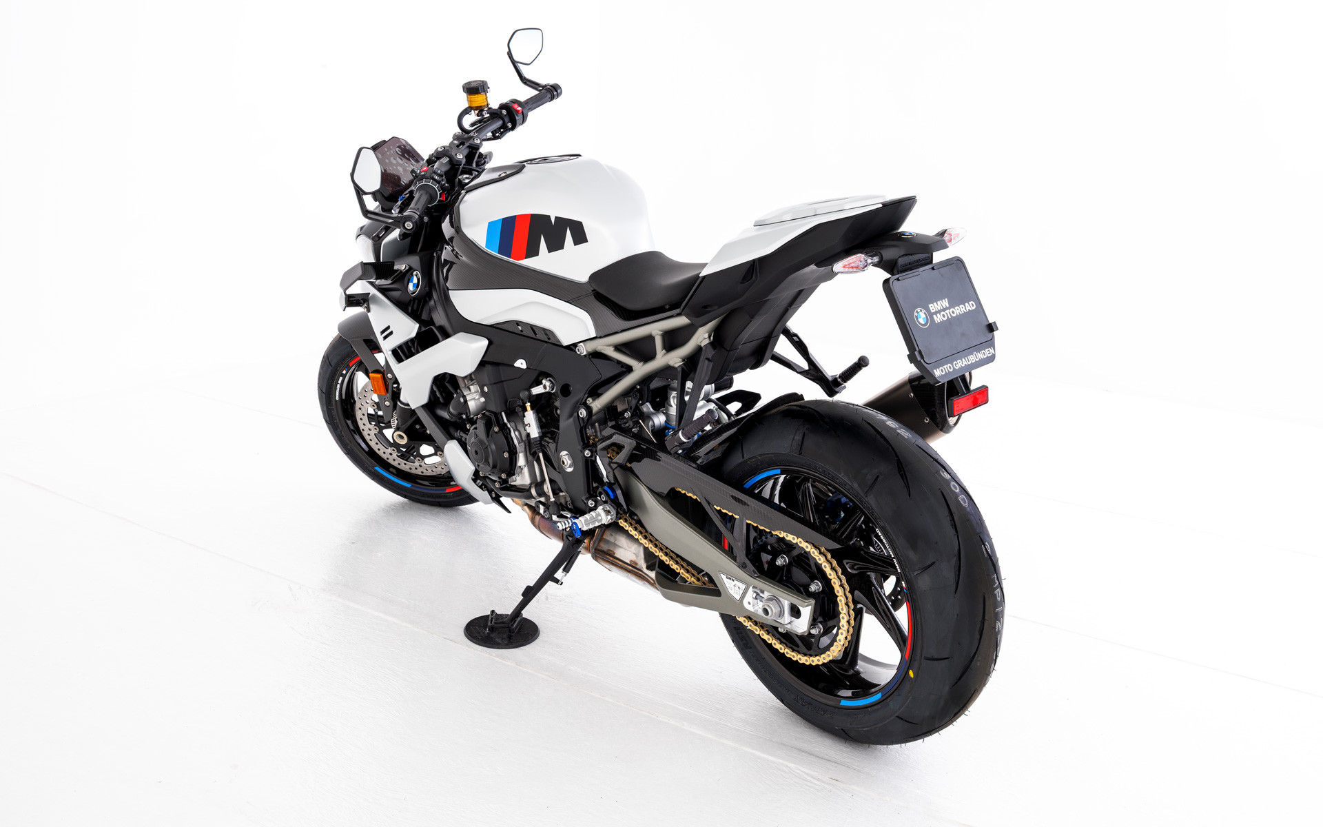 BMW M 1000 R-image-4