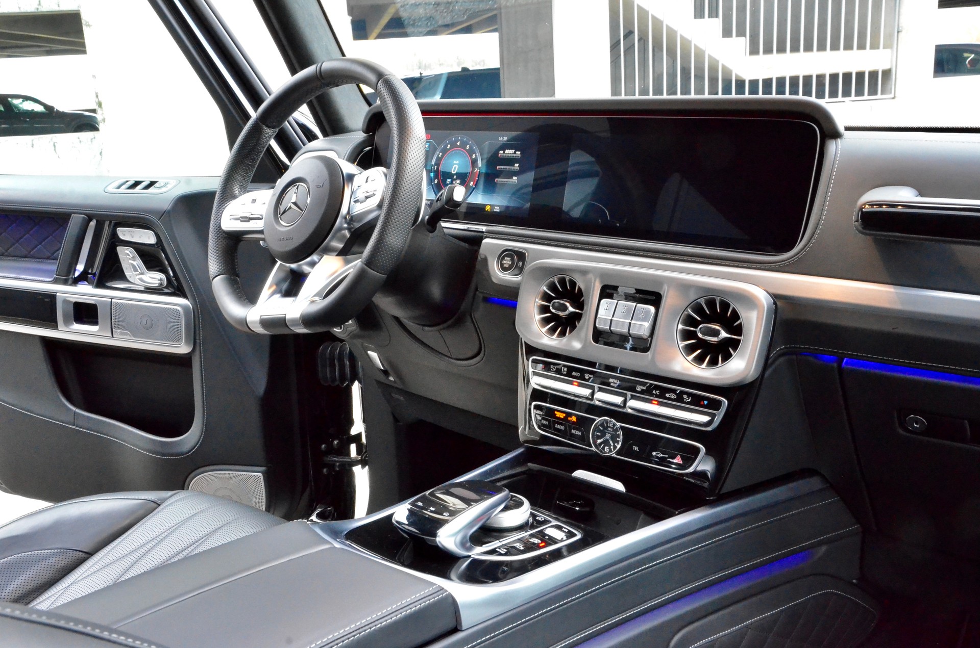 MERCEDES-BENZ G 63 AMG Speedshift Plus G-Tronic-image-10