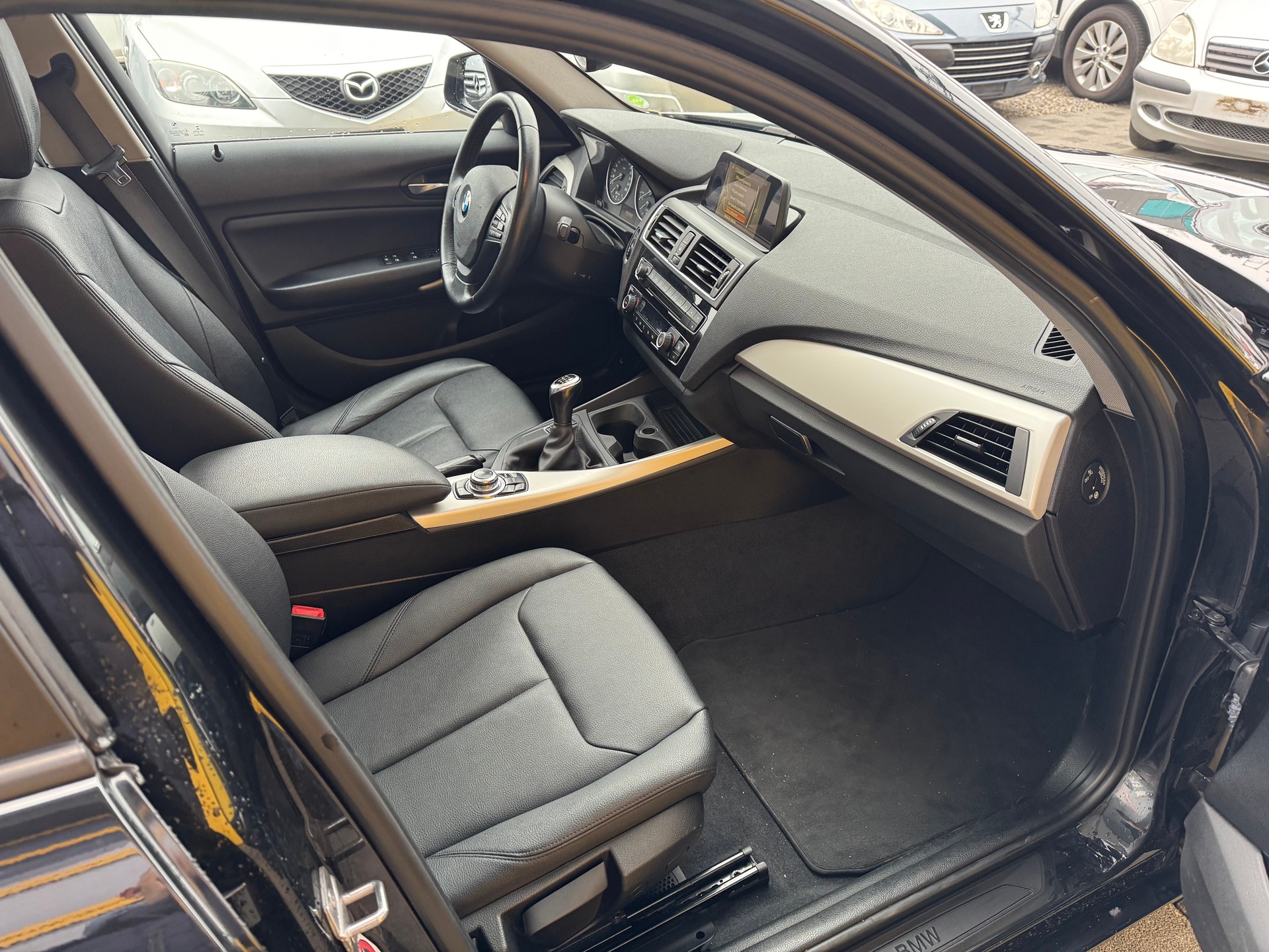 BMW 116d Efficient Dynamics Edition-image-12