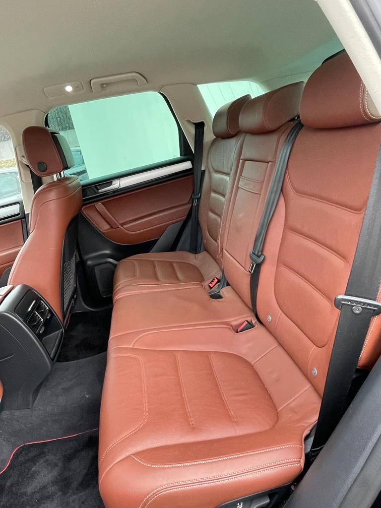 VW Touareg 3.0 TDI BlueMotion Technology Tiptronic-image-15