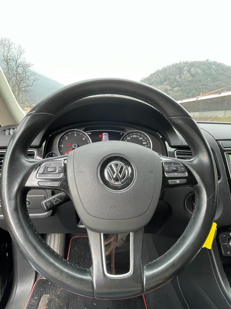 VW Touareg 3.0 TDI BlueMotion Technology Tiptronic-image-9