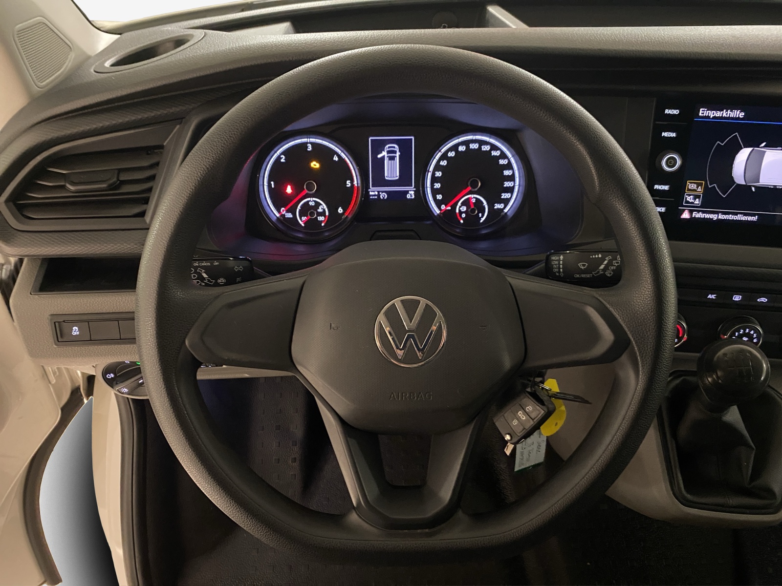 VW T6.1 2.0 TDI 4Motion-image-9