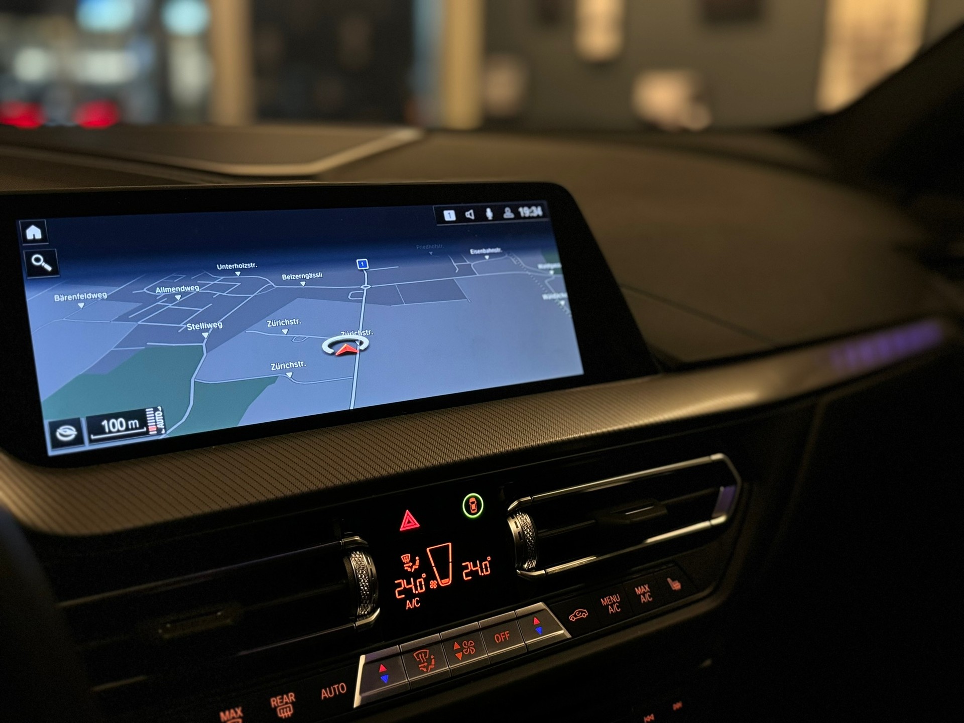 BMW 120d xDrive Steptronic Pure M Sport-image-18