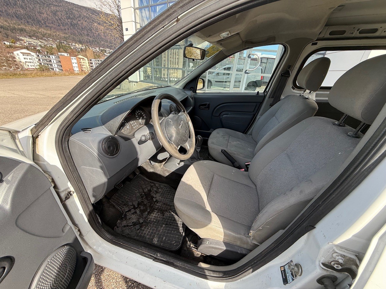 DACIA Van 1.5 DCI-image-12
