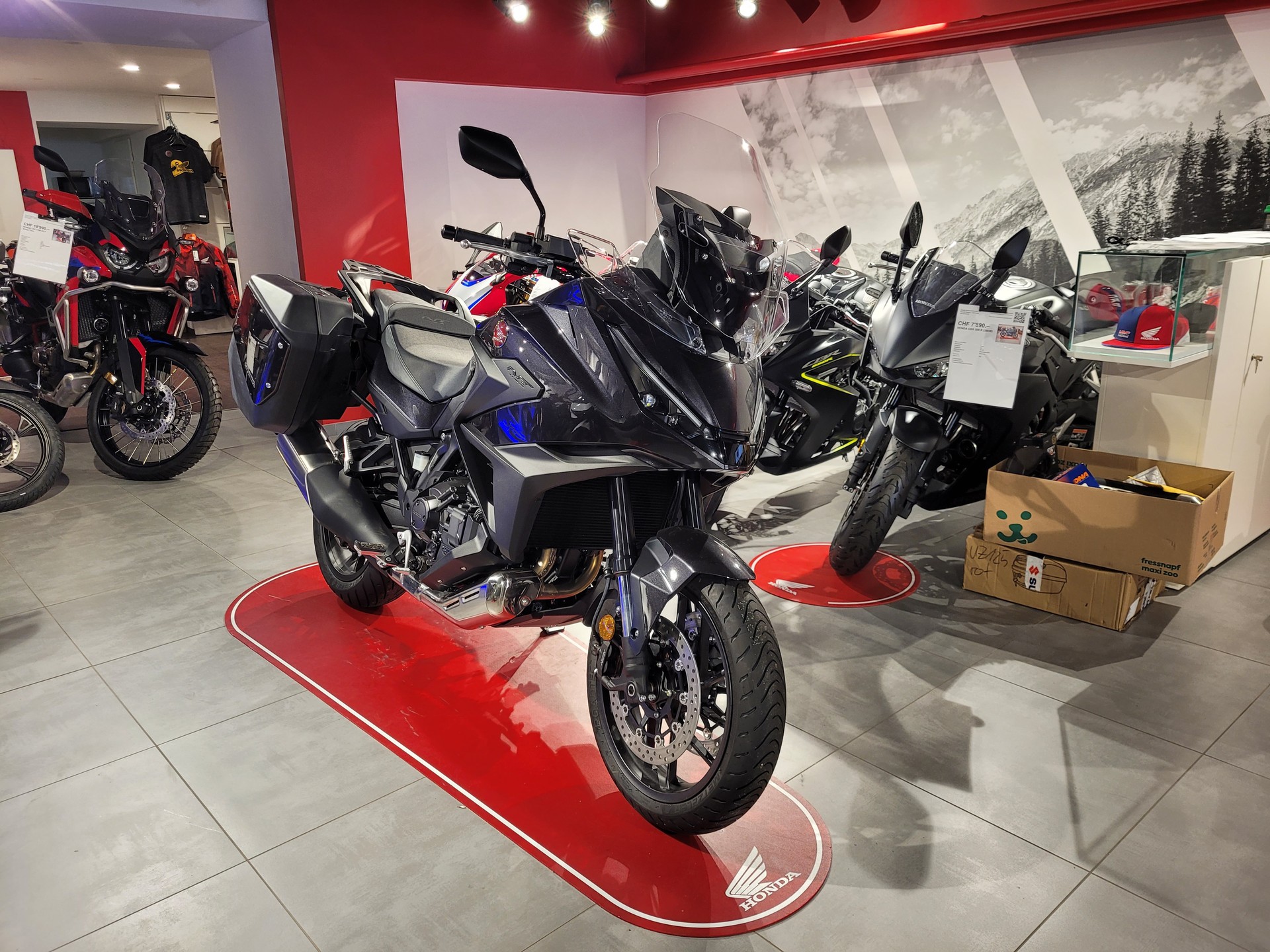 HONDA NT 1100 DCT-image-1