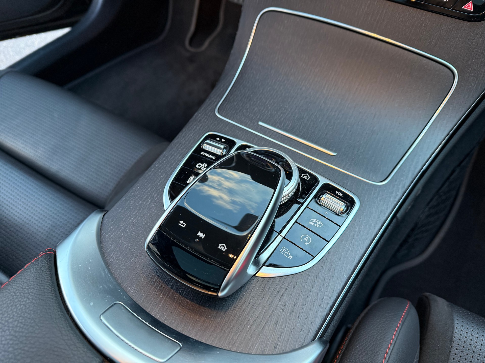 MERCEDES-BENZ C 43 AMG 4Matic 9G-Tronic-image-15