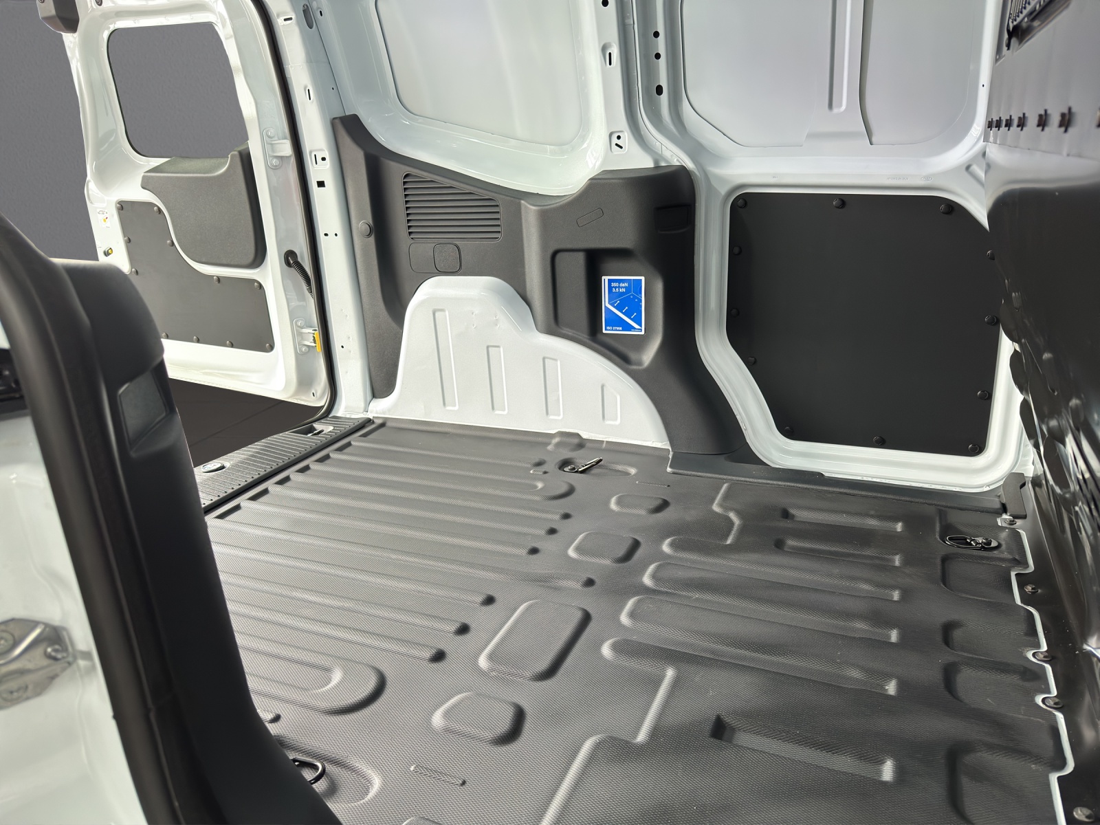 FORD Transit Courier van 1.0 EcoBoo-image-12