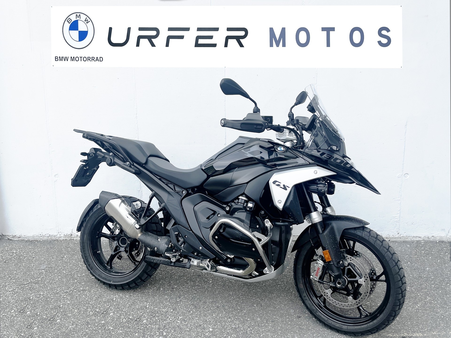 BMW R 1300 GS-image-1