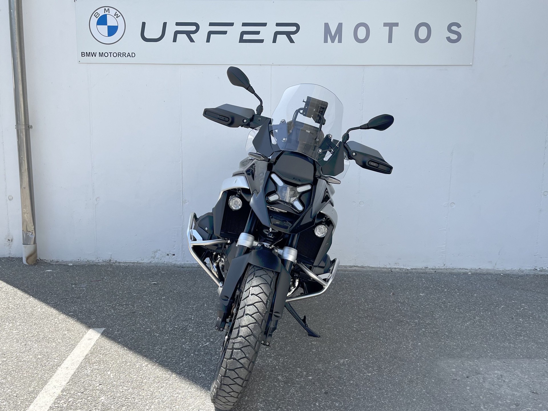 BMW R 1300 GS-image-2