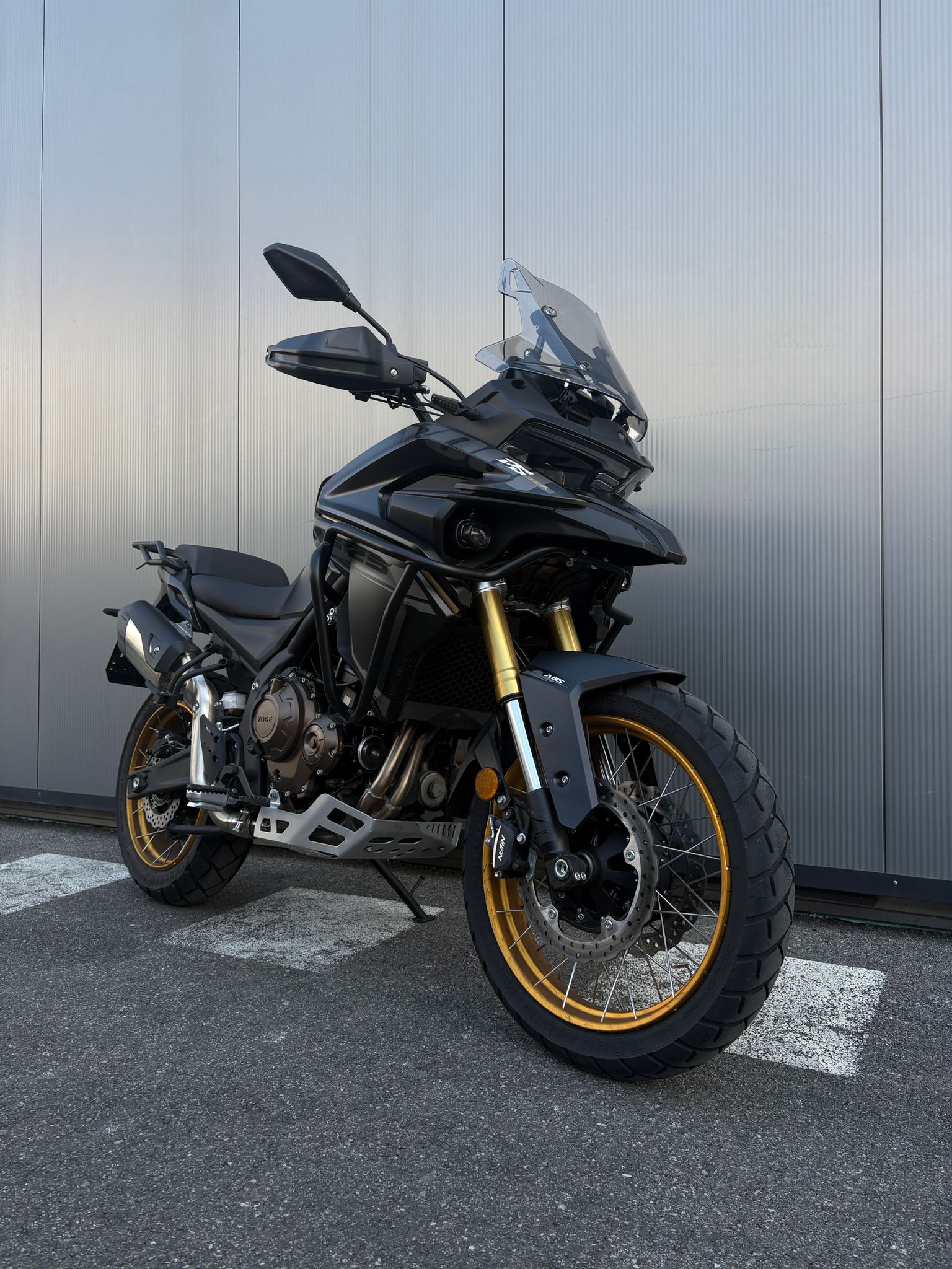 VOGE 625 DSX-image-1