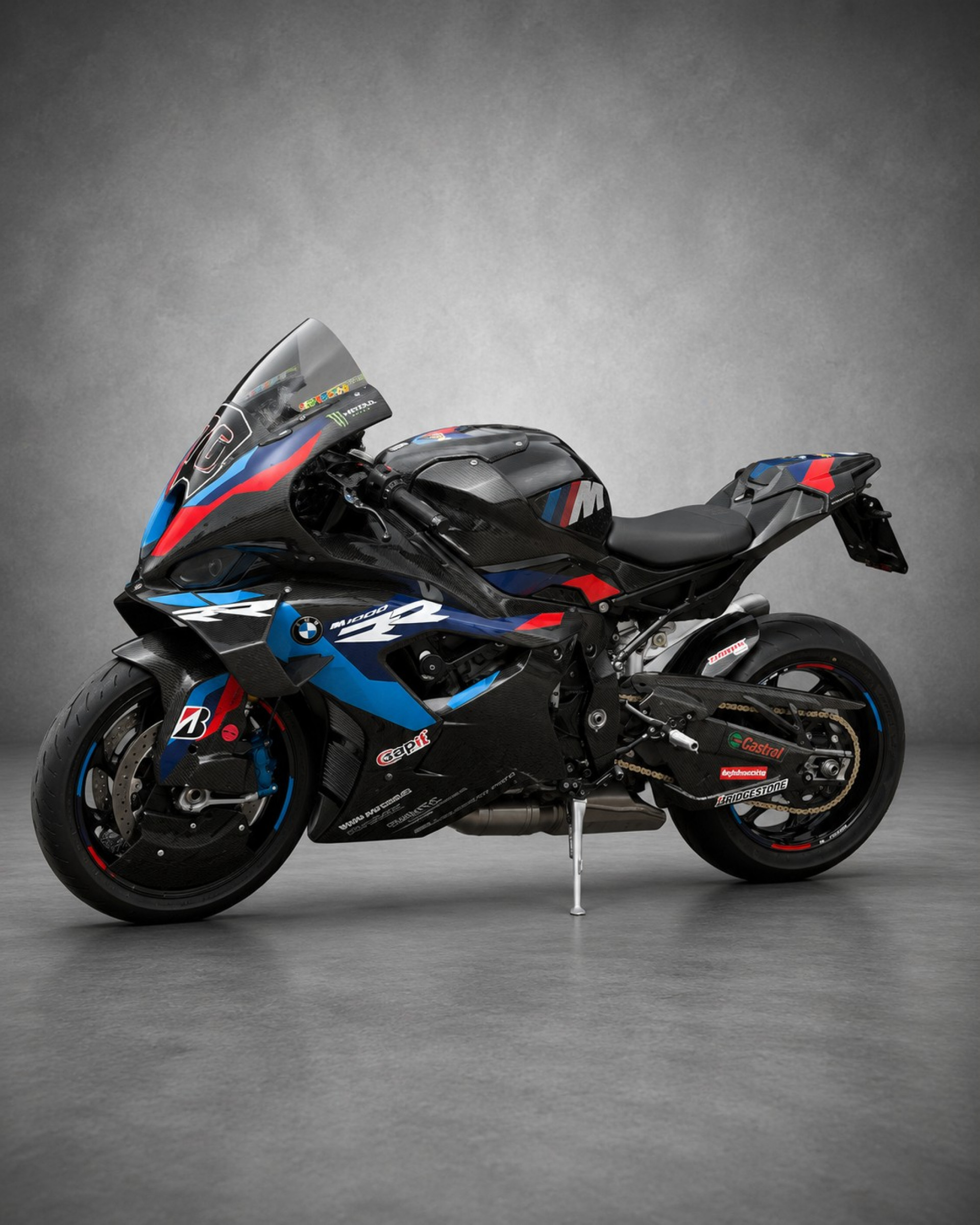 BMW M 1000 RR Competition-image-2