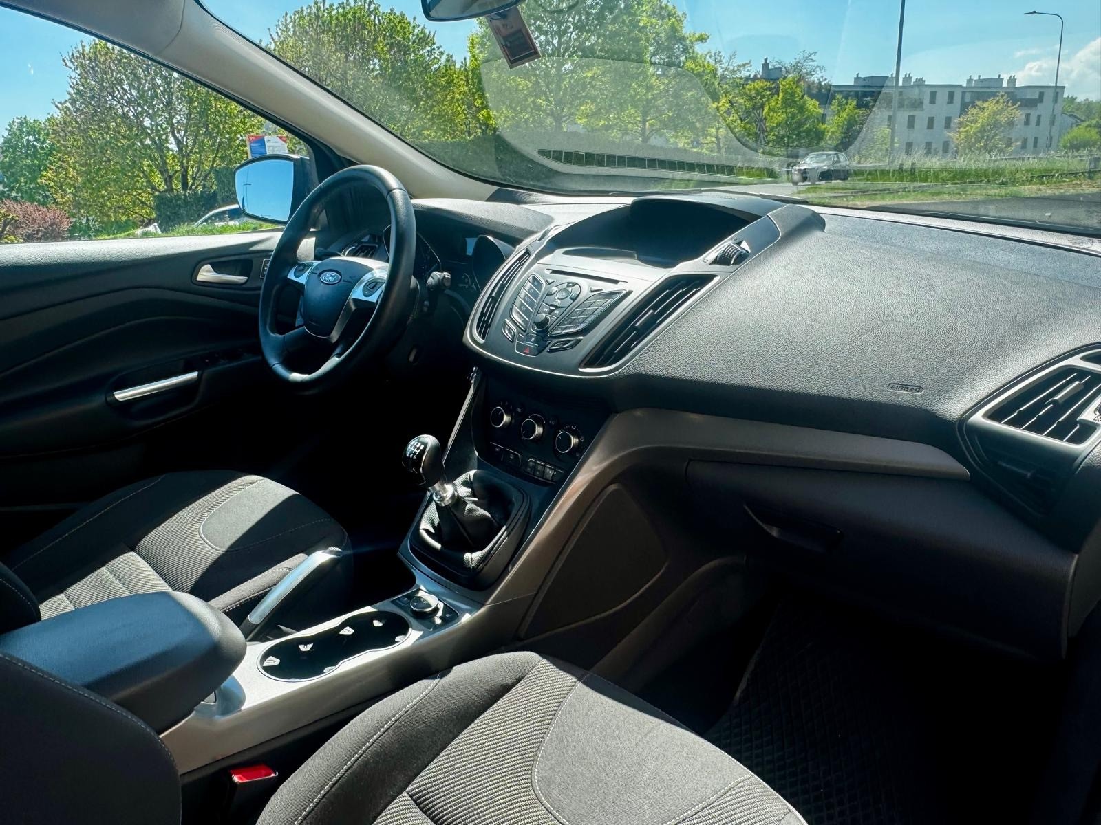 FORD Kuga 1.5 SCTi Carving 2WD-image-8