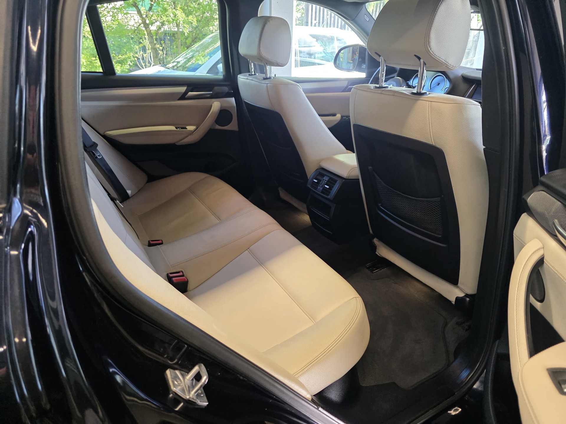BMW X4 M 40i Steptronic-image-12
