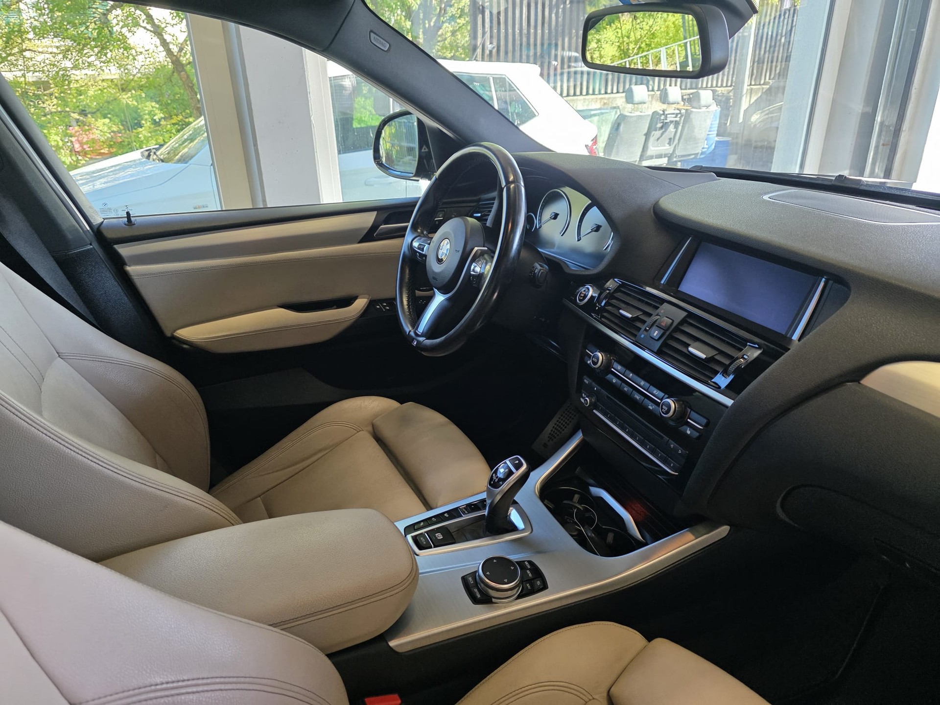 BMW X4 M 40i Steptronic-image-14