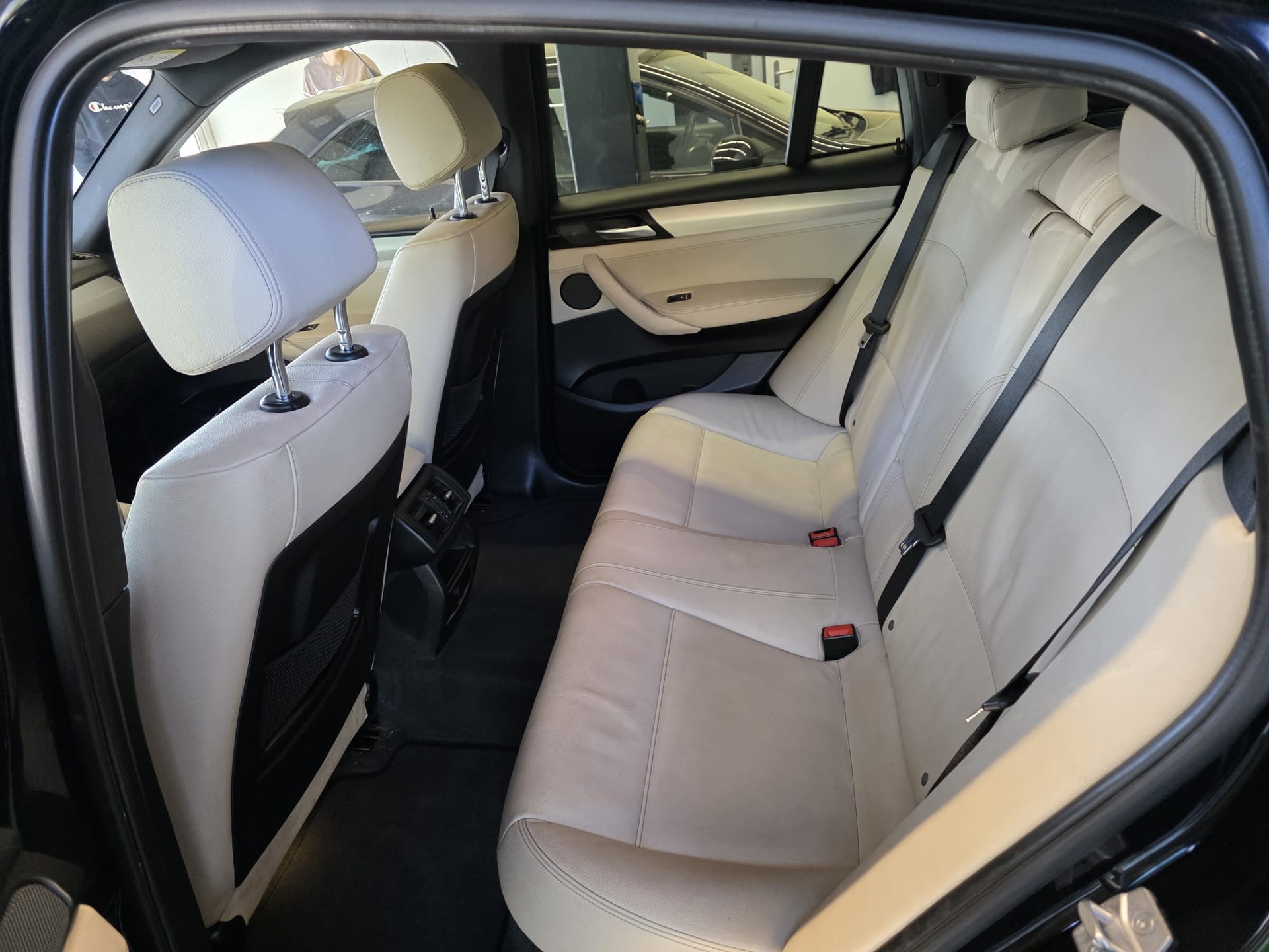 BMW X4 M 40i Steptronic-image-9