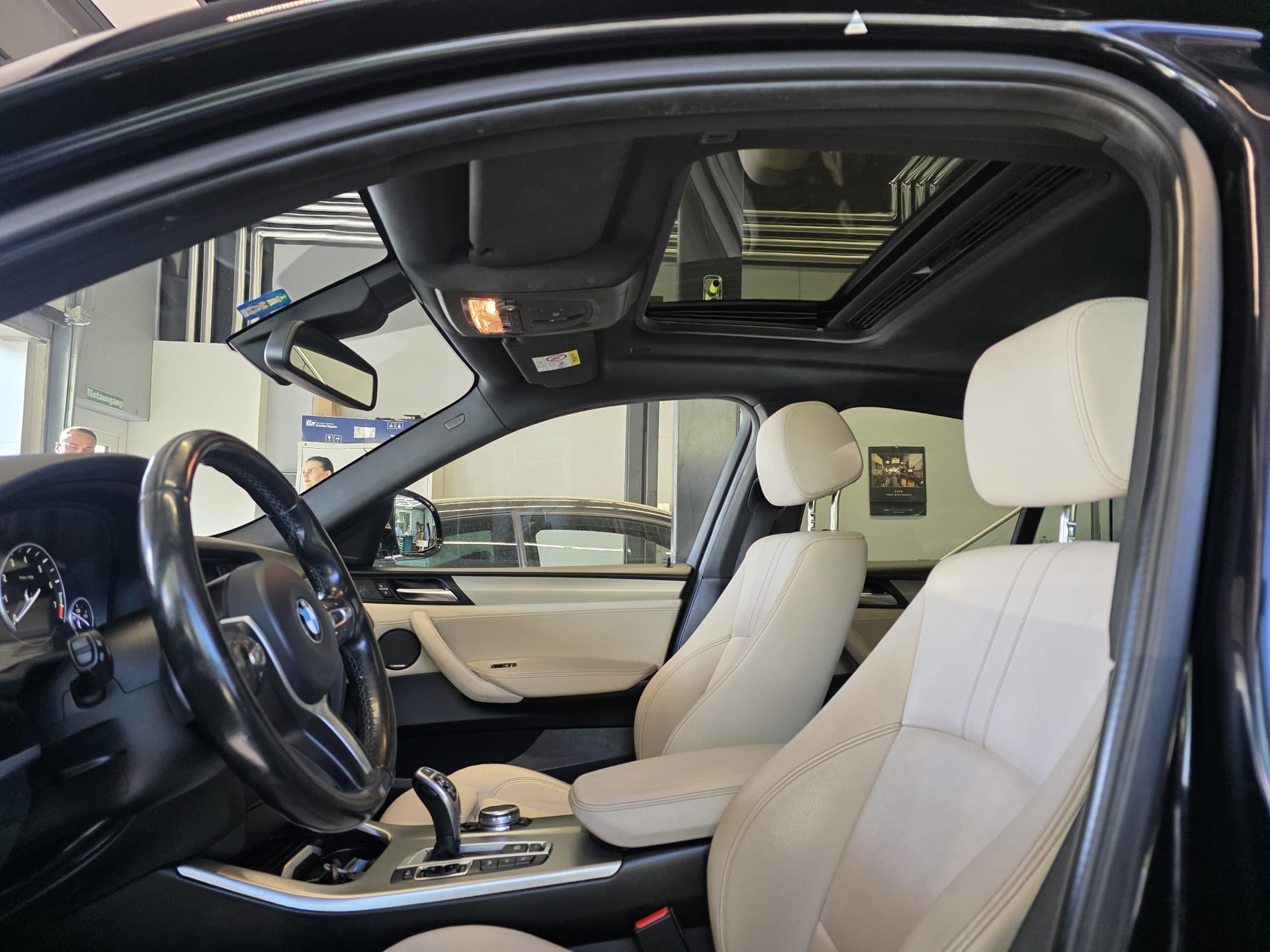 BMW X4 M 40i Steptronic-image-8