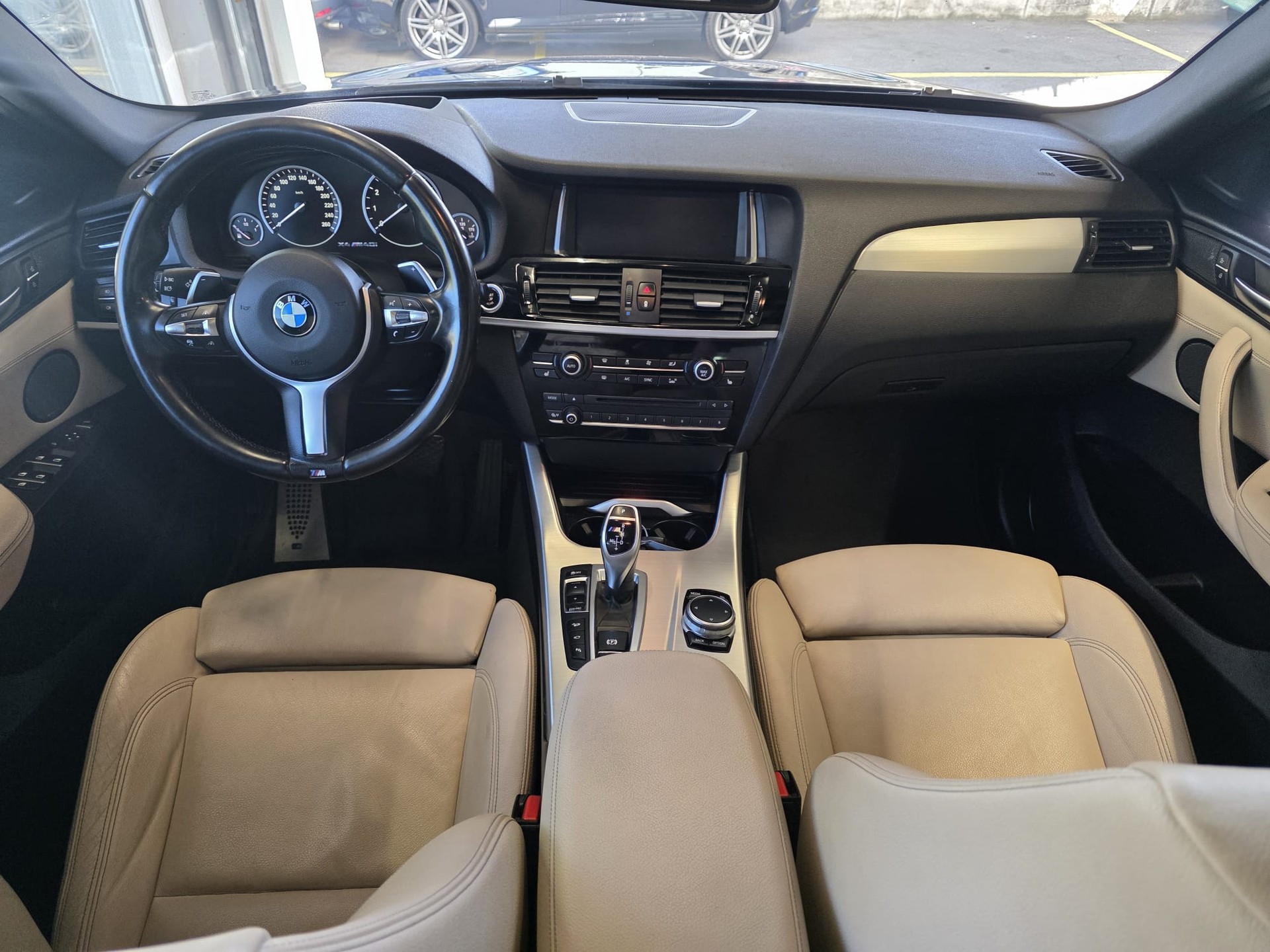 BMW X4 M 40i Steptronic-image-10