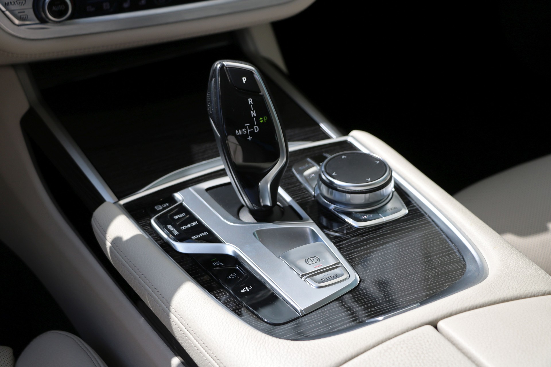 BMW 740d xDrive Steptronic-image-20